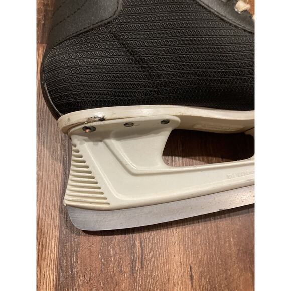 Vintage Bauer Black Panther Hockey Skates Size 10.5 D Men's Ice 81 - Picture 9 of 16